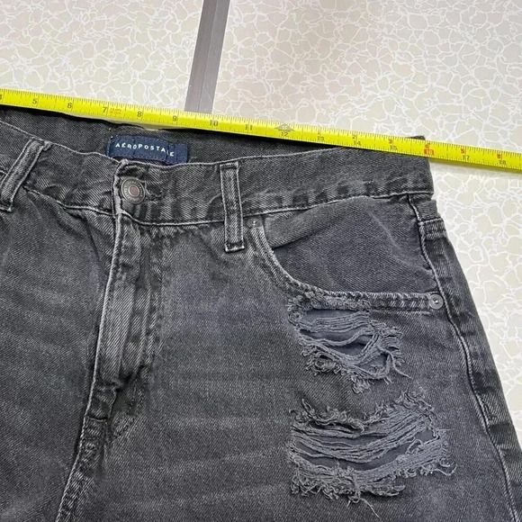 AEROPOSTALE Mom Short Black High Rise Ripped Jean Shorts Curvy Distressed SZ12 - Picture 7 of 9